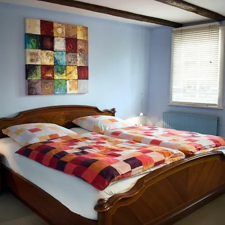 Gaestezimmer Der Adler Wirtschaft Vendégház Hattenheim