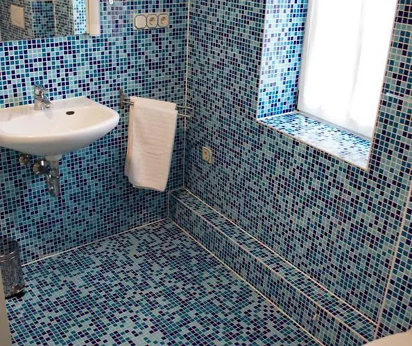 Gaestezimmer Der Adler Wirtschaft 3*